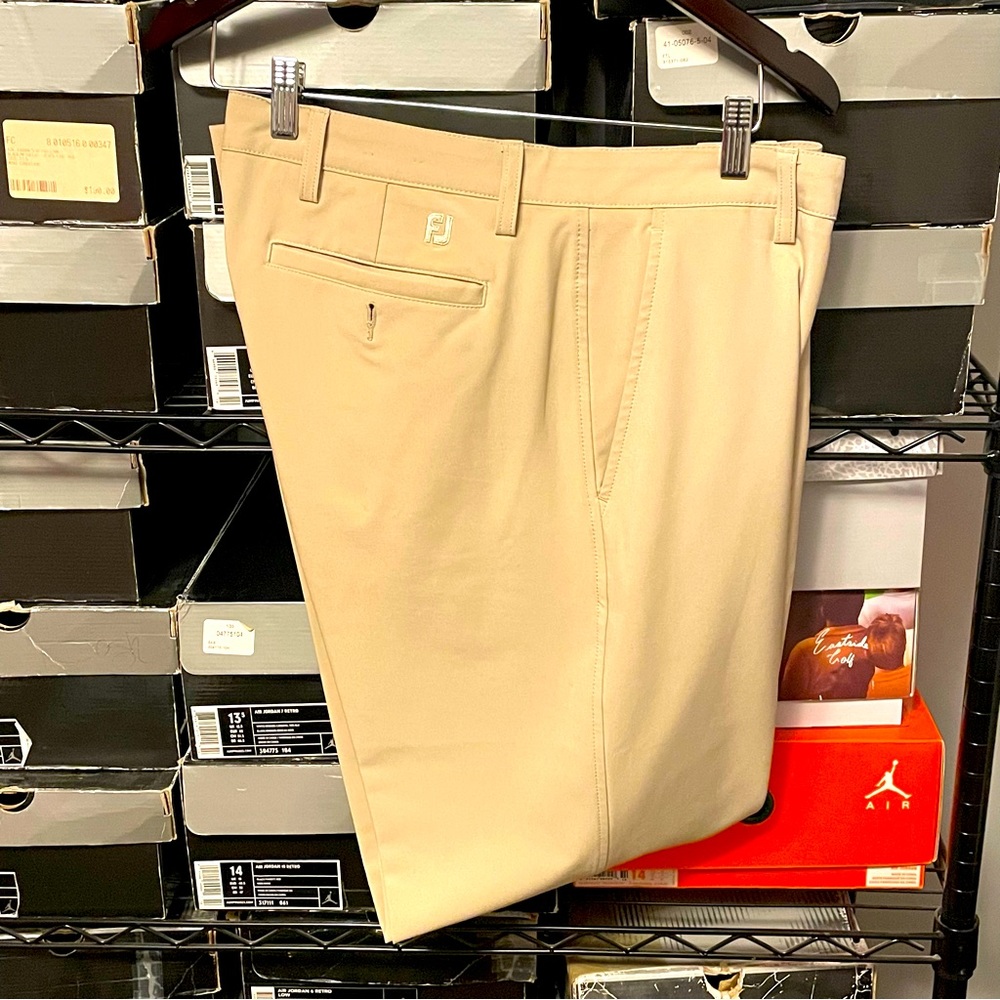 5 - Footjoy Golf Pants Men 34 x 34 Regular Fit Flat 
Front Polyester Spandex